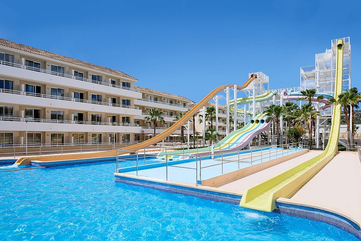 Piscina infantil en hotel familiar de Mallorca