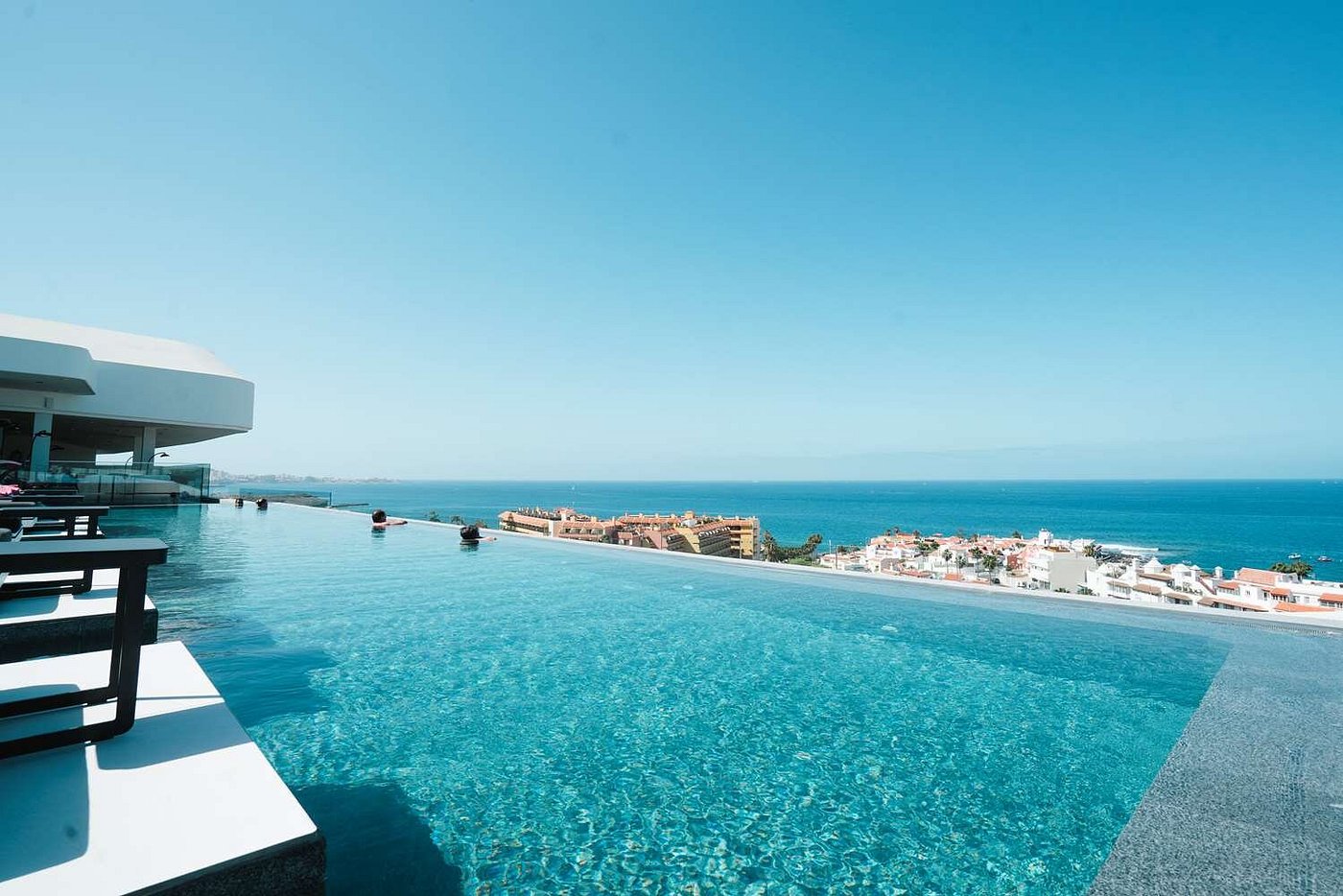 rooftop-pool-adults-only