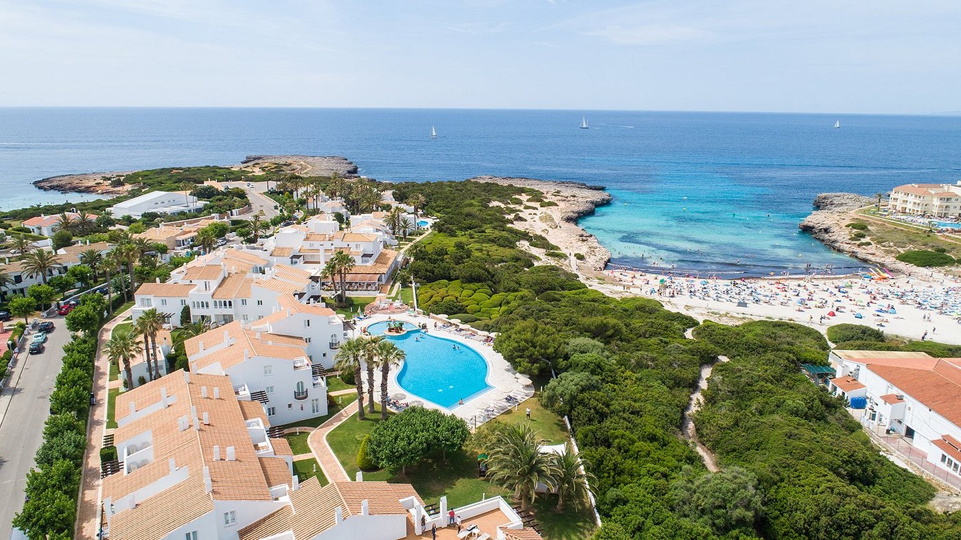 Grupotel Aldea Cala'n Bosch hotel familiar Menorca