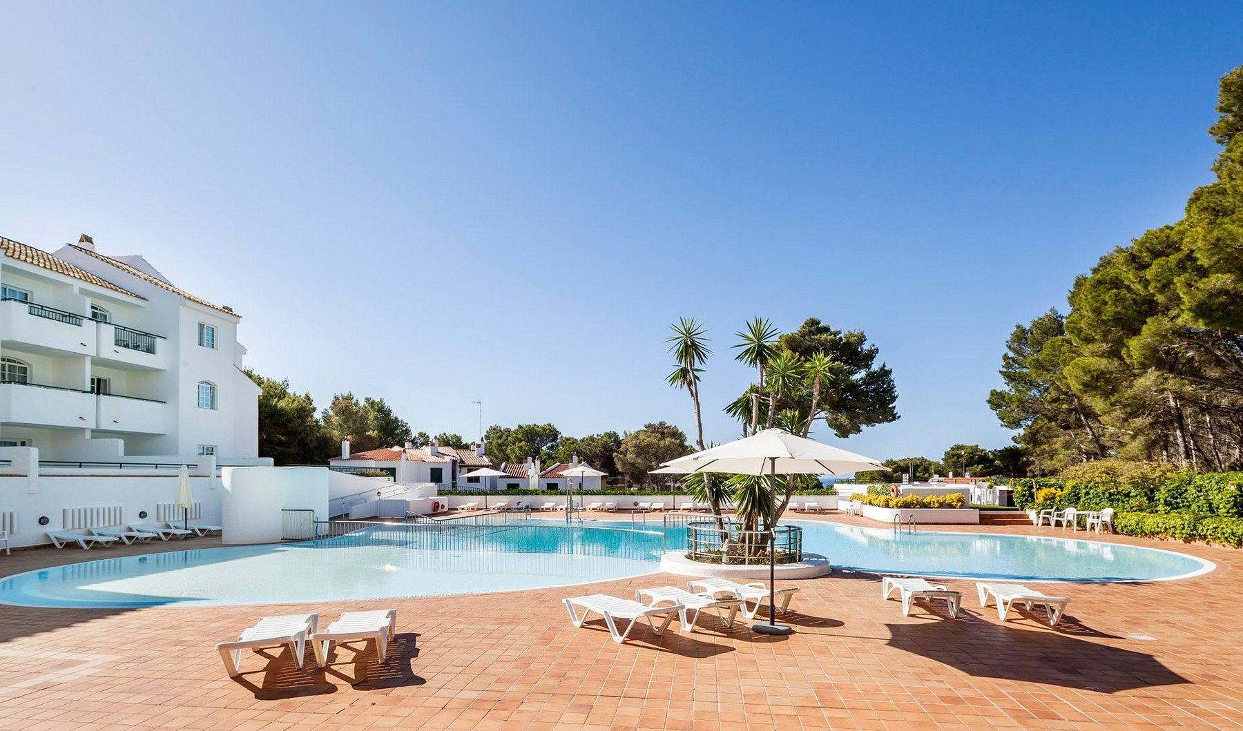 Ilunion Menorca hotel familiar Cala Galdana