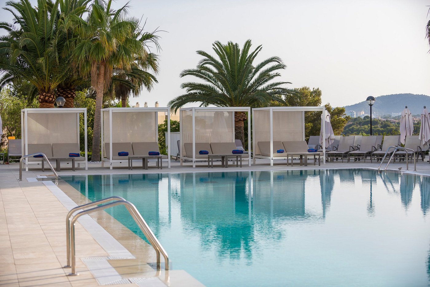 Tomir Portals Suites
