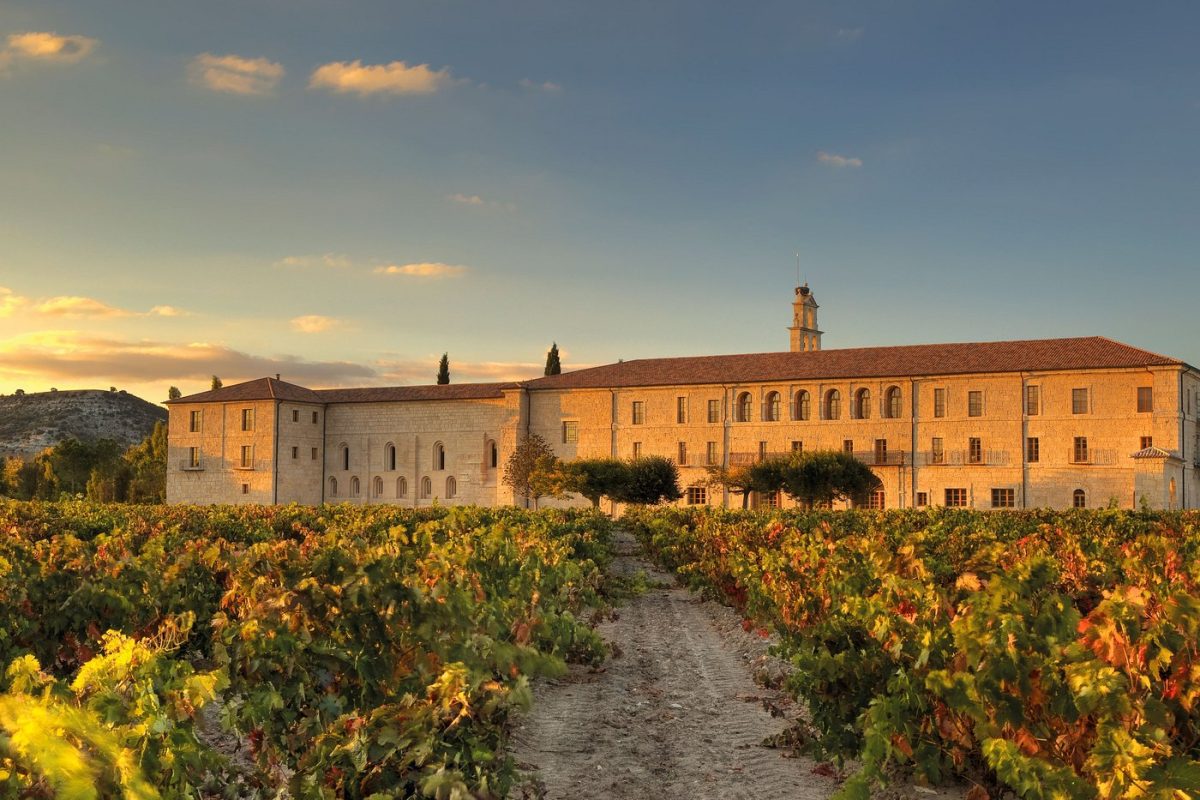exterior-abadia-retuerta