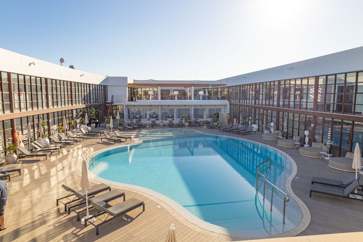 Hotel Only Adults moderno en Ciutadella Menorca